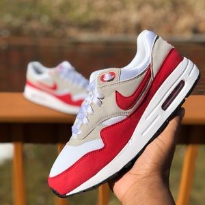 Nike Air Max 1 QS